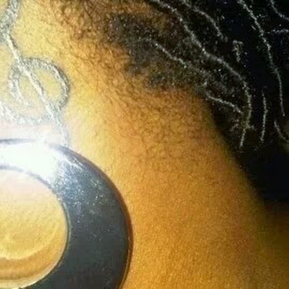 Meet your Posher, Nadiah - Picture 1 of 1